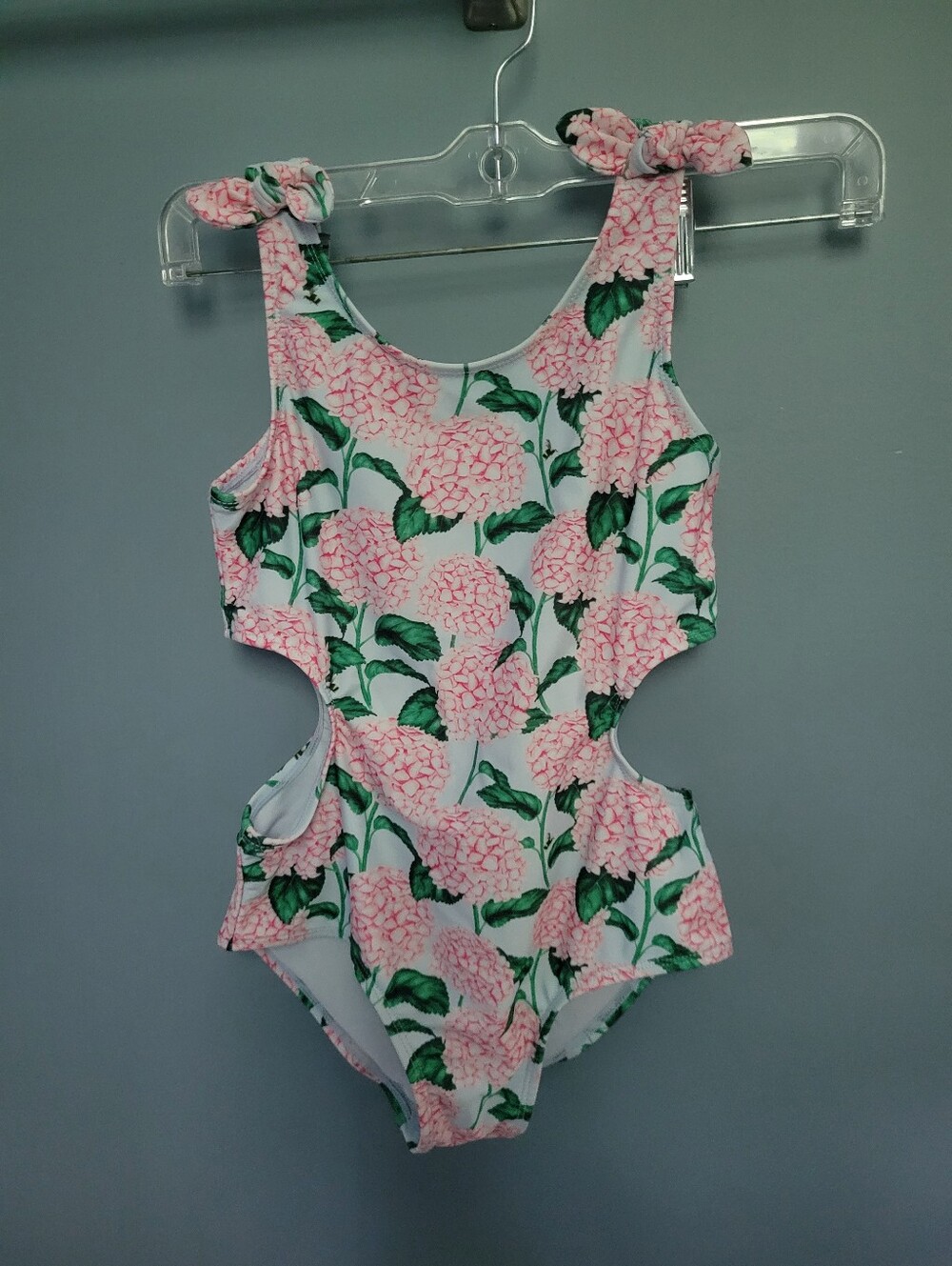 Girls Crown &Ivy Medium Pink Hydrangea Cutout One-Piece Swimsuit
